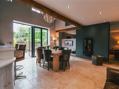 Dining Room (South Barn)